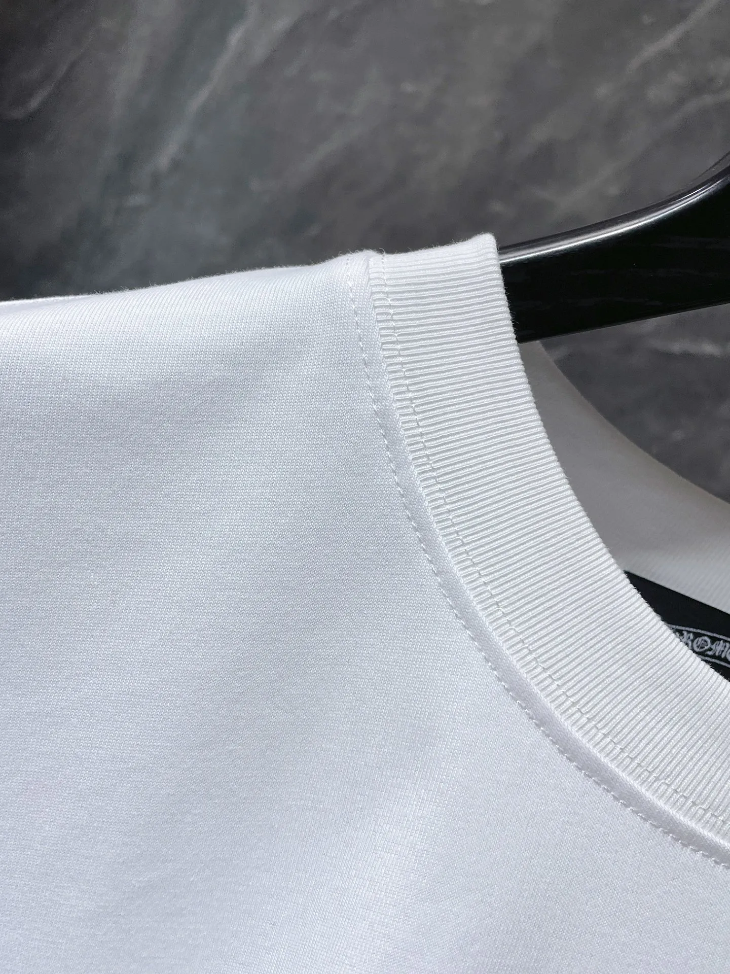 P170 New for summer, Chrome Hearts 25ss, high-weight, environmentally friendly, high-quality top-quality fabric, 260g~285g, Crow Cross Horseshoe Sanskrit patches, hand-buttoned embroidered short sleeves, counter synchronized, replica version 1:1, recommended colors: black, white, code numbers: S, M, L, XL